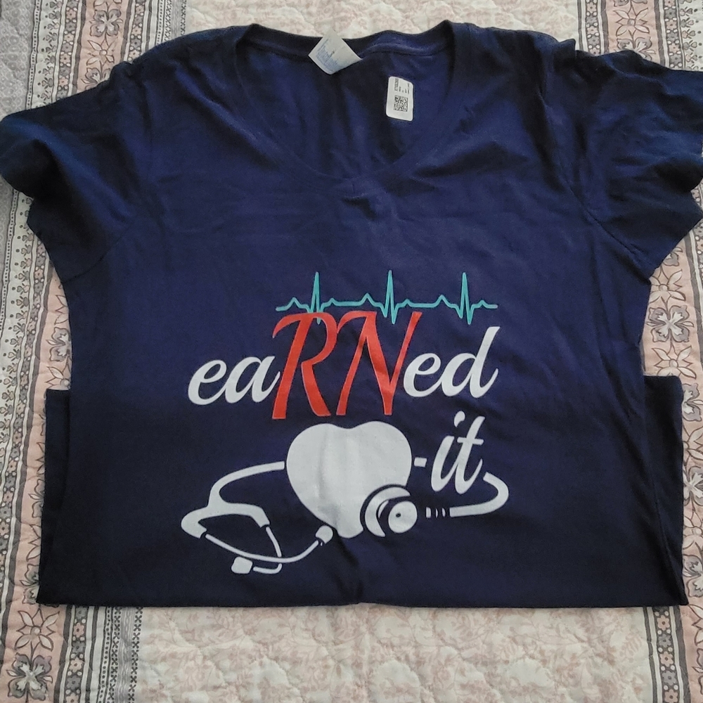 eaRNed it tshirt